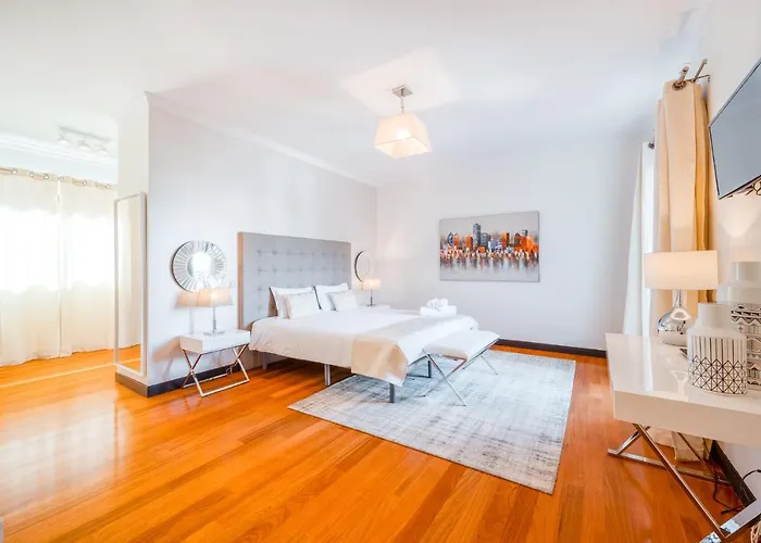 Vacuna By Amazing Madeira