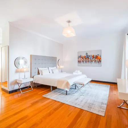 Vacuna By Amazing Madeira